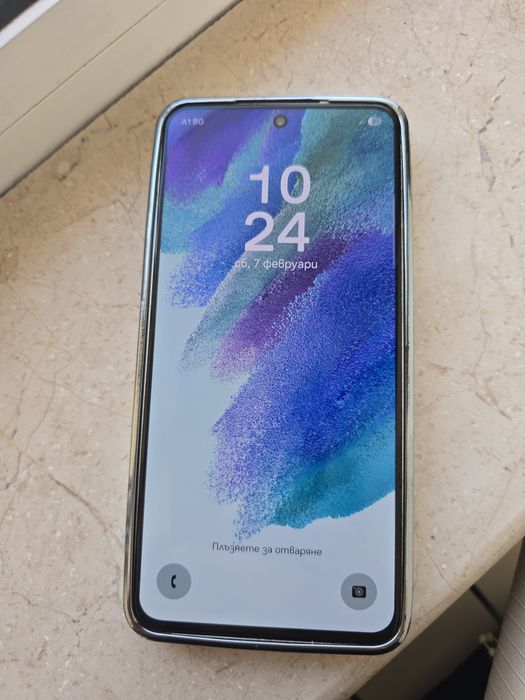 Samsung s21 fe перфектно състояние