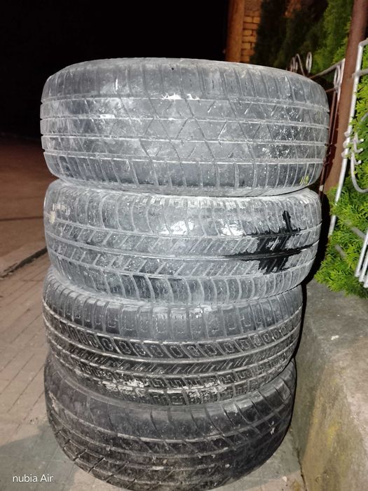 Чифт гуми (много ползвани) за дрифт/резерва