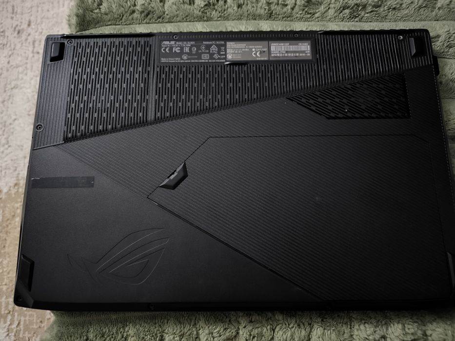 Laptop asus rog strix