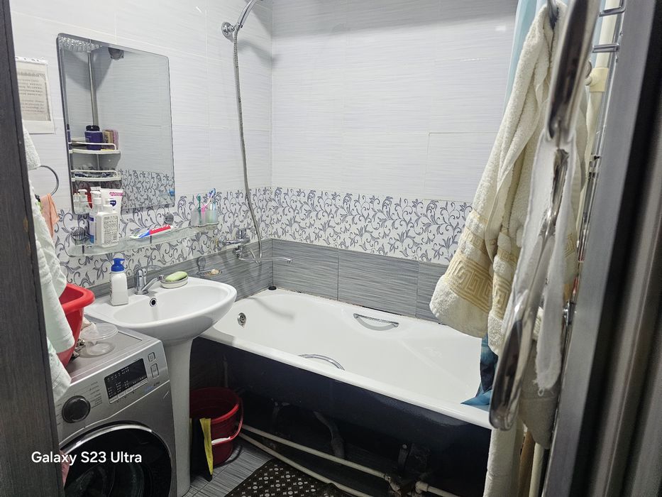 Ц5, Алайский, 3/1/4 Собственник.