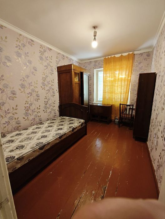 Продам юнусобод 12 3/4/4 2/6 балкон улучшен план 69500&