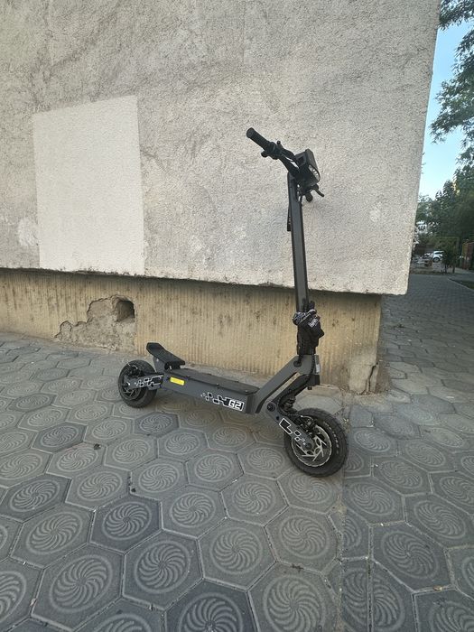 Trotineta kukirin G2