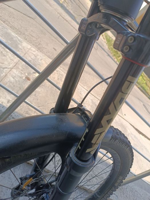 Banshee darkside 27,5 L