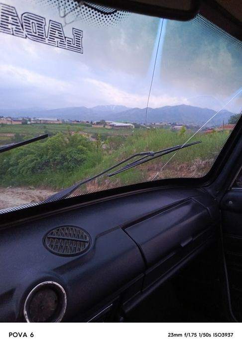 Vaz 2106 oq rangda 1984 yil