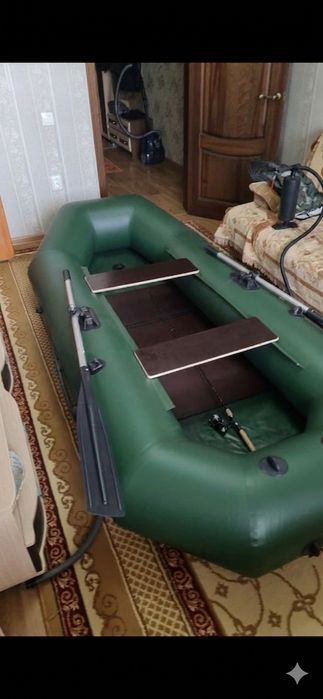 Продам лодка Аква 280.