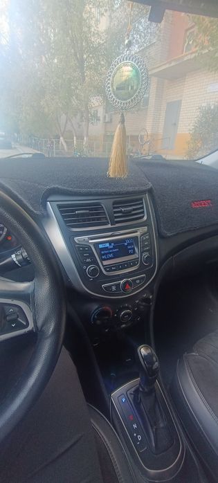 Хюндай акцент 2015 г.в.