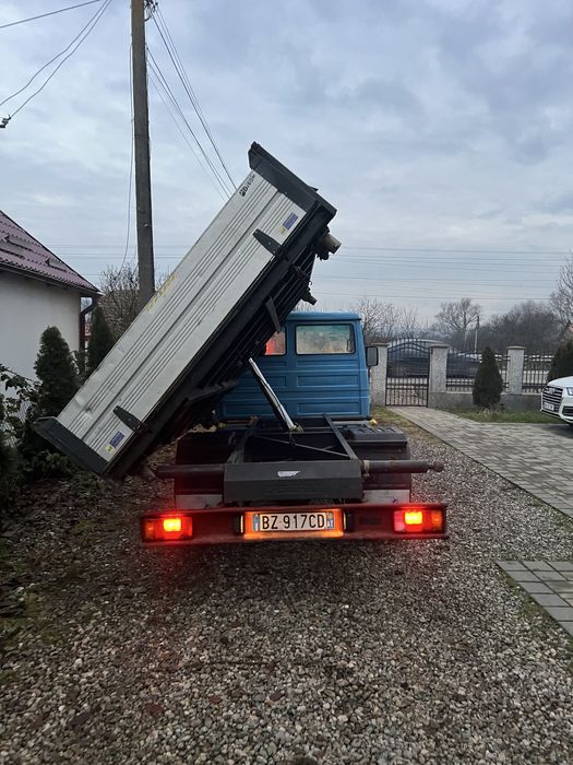 Iveco daily basculabil trilateral permis B