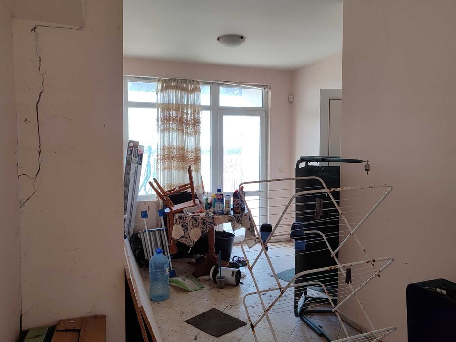 Реновирана къща с голяма квадратура