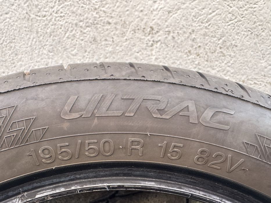 Автомобилни гуми 195 50 15 Vredestein