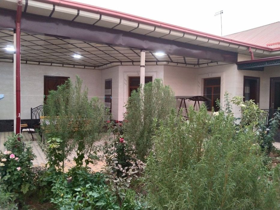 Hovli sotiladi  Nurafshhon shaharda