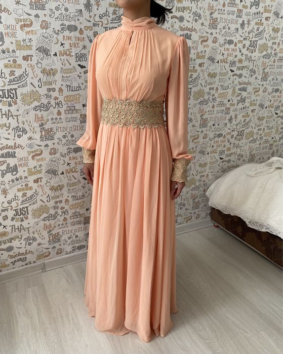 Вечернее платье