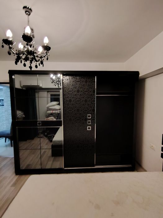 Dressing/dulap dormitor cu 4 uși glisante