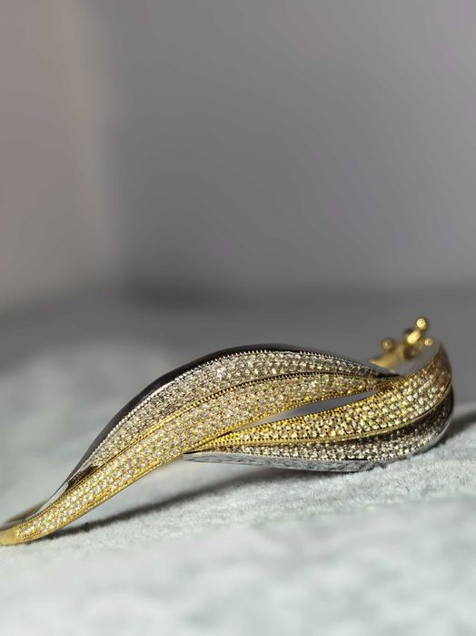 Brățară fixă aur alb și galben 14K cu pietricele, 10,55 g – nouă