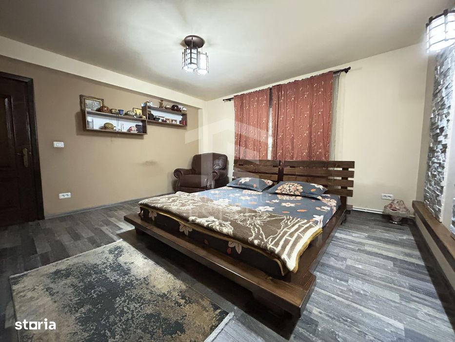 Casa P+1 din BCA ideala pentru o familie antreprenoare – Pecineaga