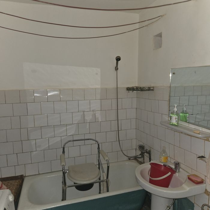 Vand apartamen 2 camere