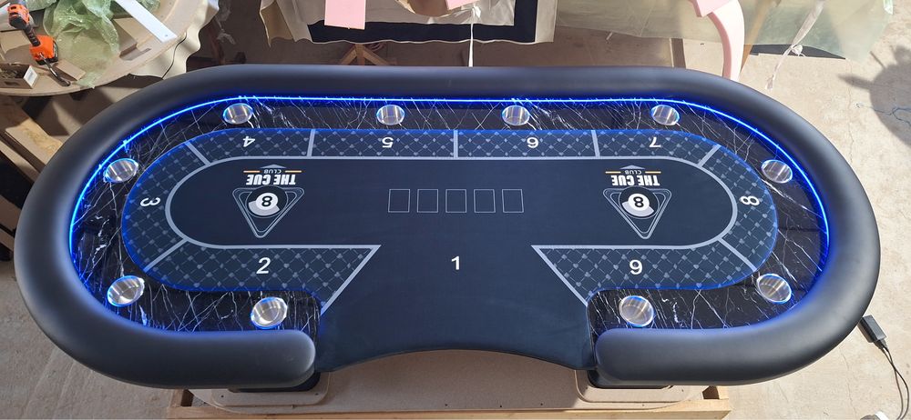 Masa de poker cu banda led CustomTables.eu urgent la comanda