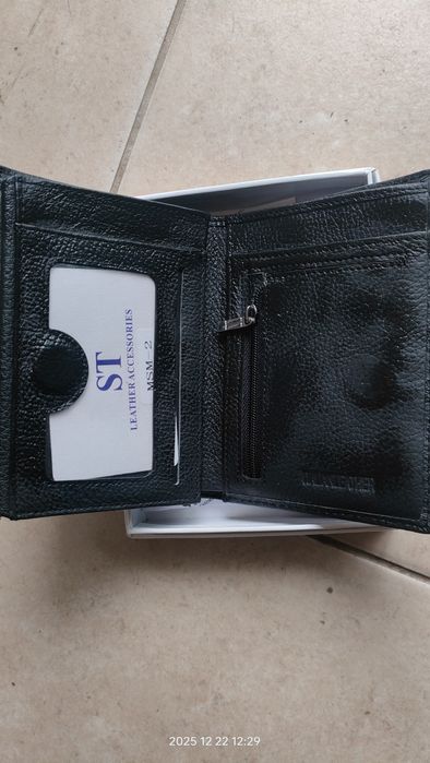 Портфейл естествена кожа