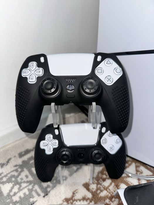 Продам Sony Playstation 5