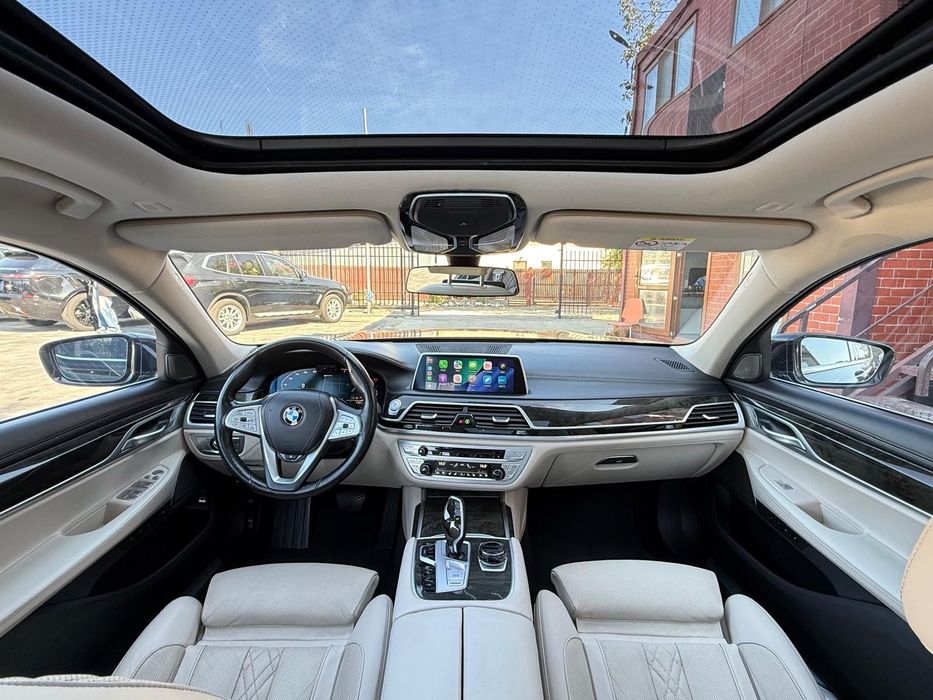 BMW Seria 7 2021 — imagine 5
