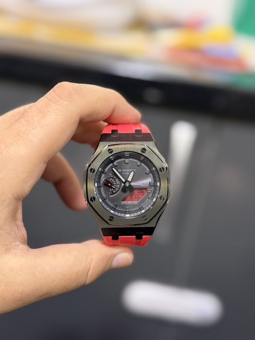 Casio G-Shock GA-B2100 Red Edition , Solar-Bluetooth .чисто нов