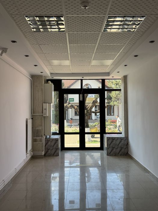 Spatiu comercial de inchiriat pe faleza 40mp