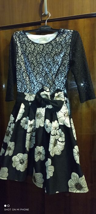 Распродажа платьев***