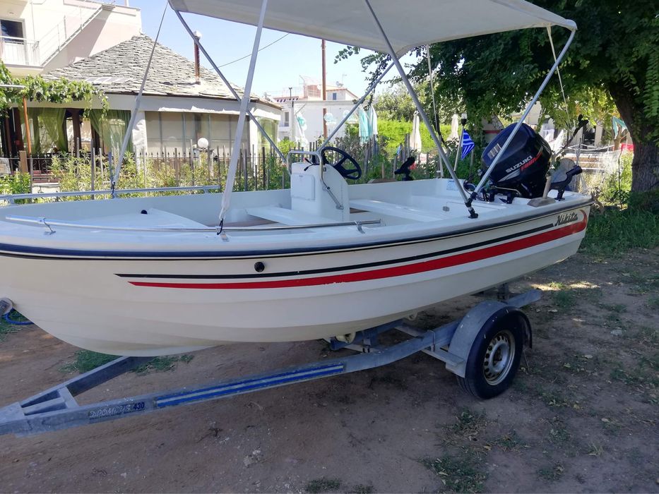 Извънбордови двигател Suzuki DF25