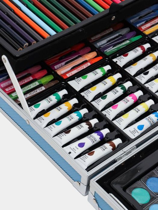 Qalаmlar toplami  набор карандашей