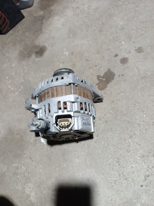 Генератор Мазда 3 BL 2011 год