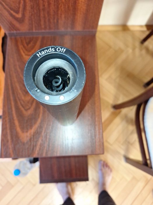 Продавам смарт отварачка за вино