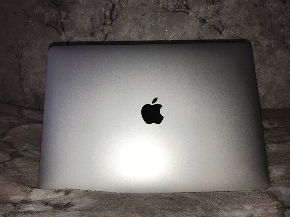  MacBook Pro M1 2020