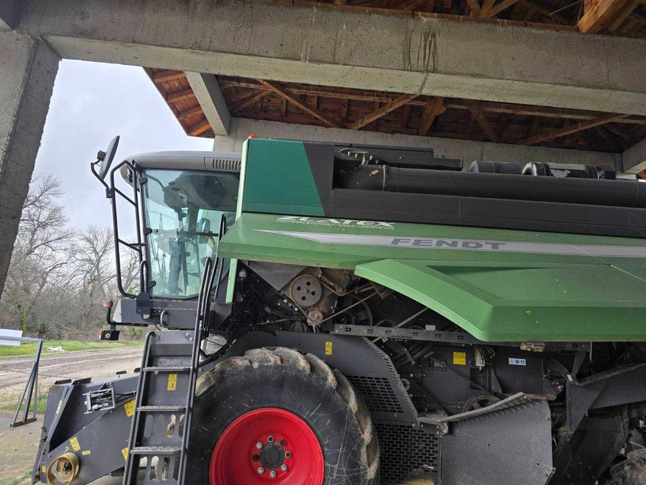 Продавам комбайн FENDT 6275L