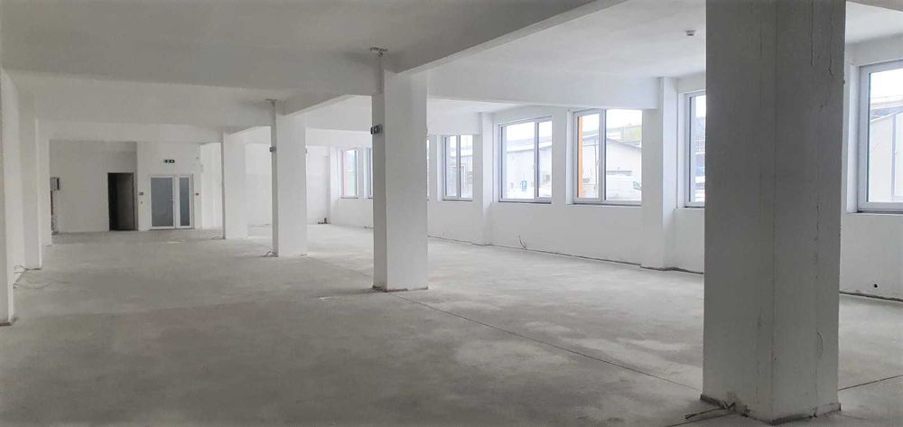 Spațiu comercial /showroom – Bd. Muncii | 300 mp | 2 parcari | PARTER