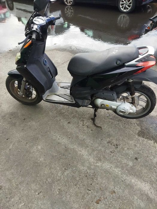 Aprilia Sportcity 50 4 t на части