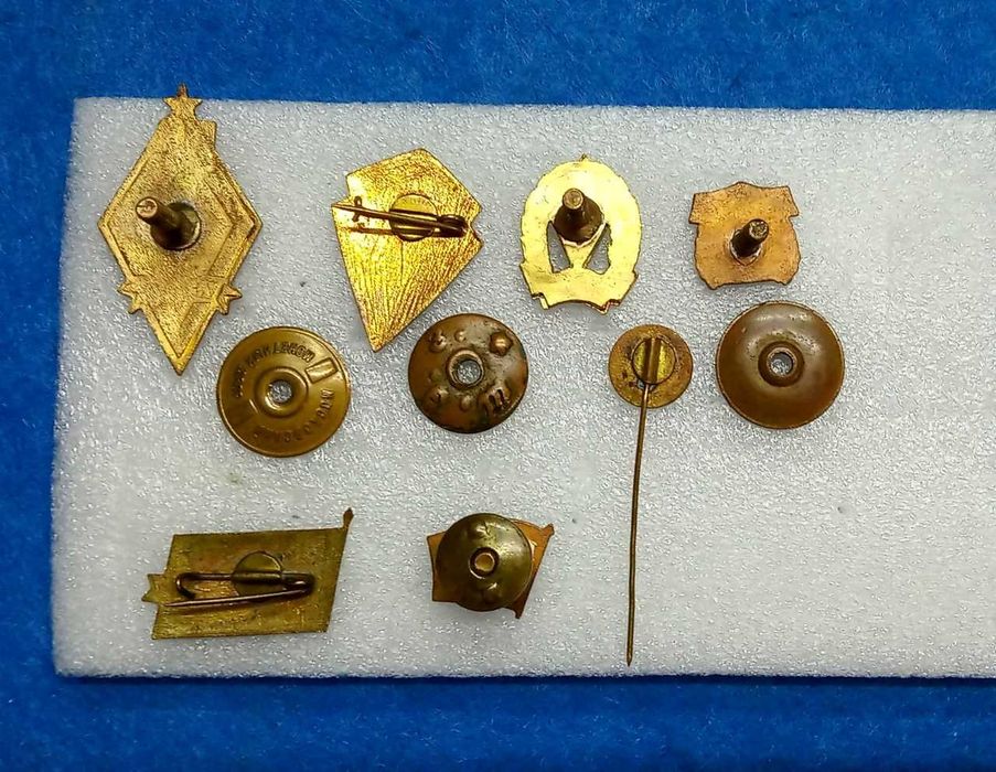 значки тяжелые  "Динамо" 7штук  ДСО и спортклубы 25шт