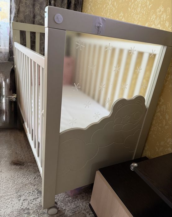 Продам манежи детские 2 шт