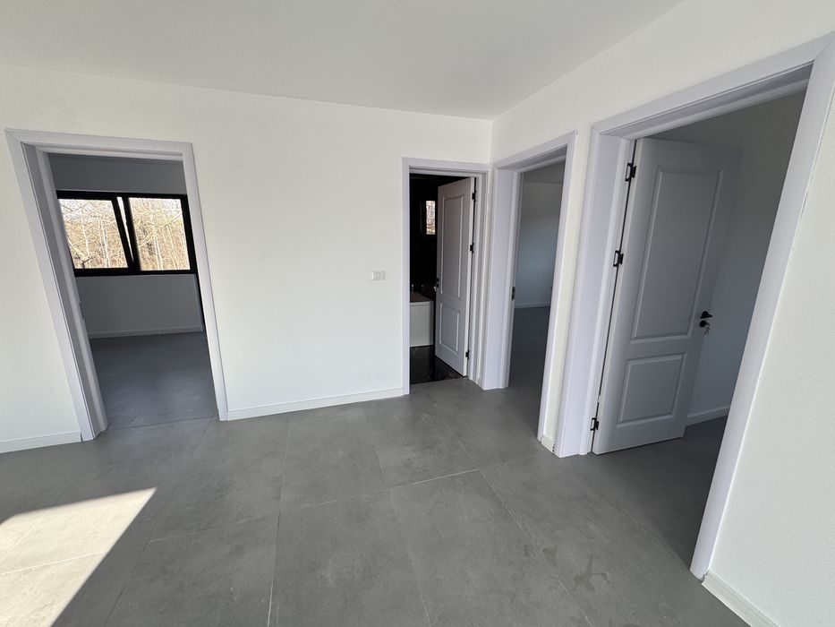 *Proprietar*  Vând Casă 3 camere - Fond 2026 - Mioveni