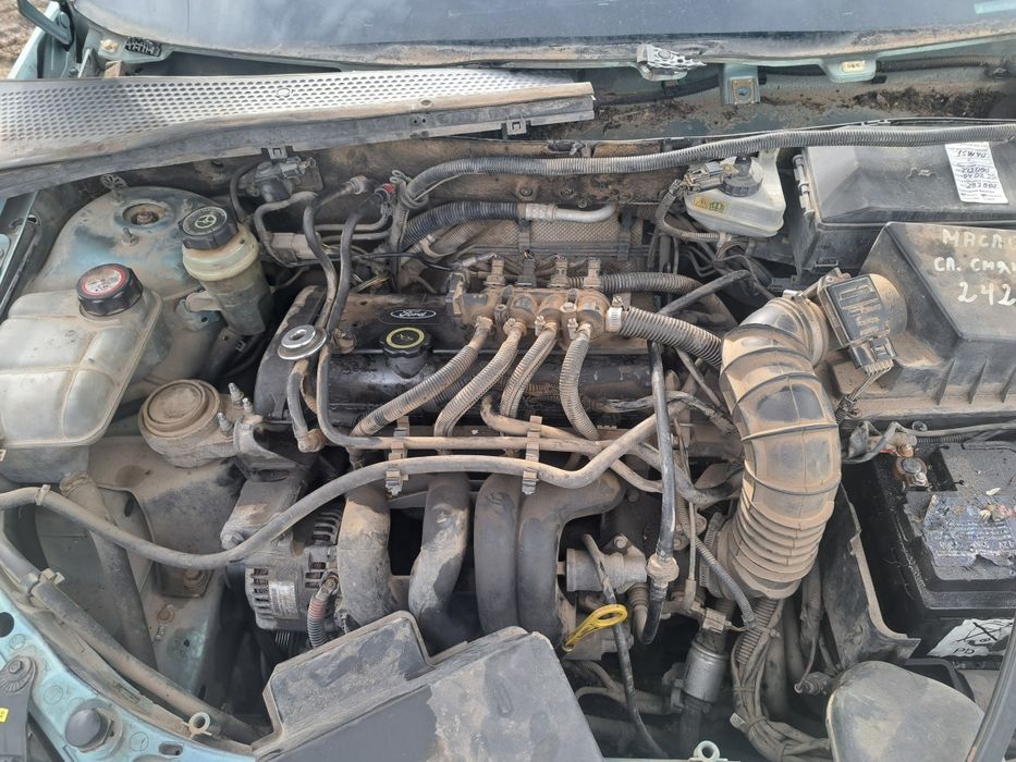 Форд Фокус 1.6 16V на части !