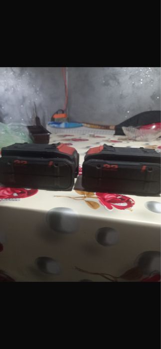 Incarcator hilti + 2 acumulatori