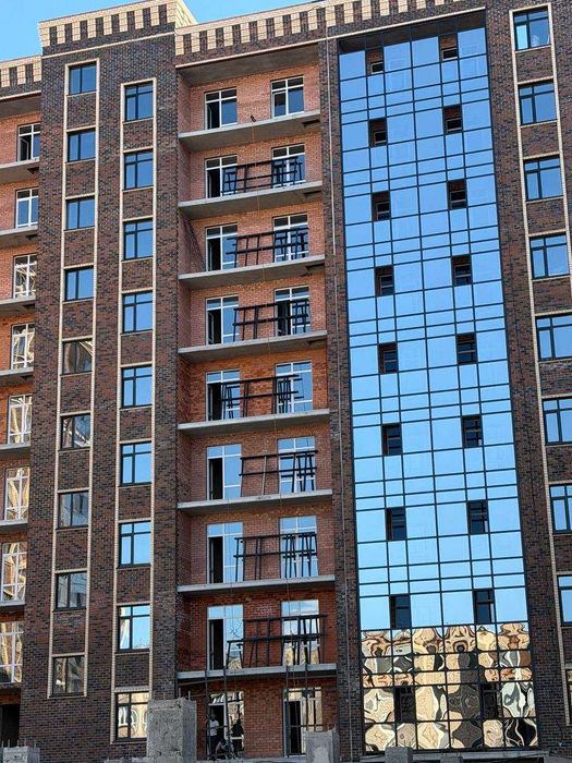 Продам 3- ком. кв в р-н Изюминки