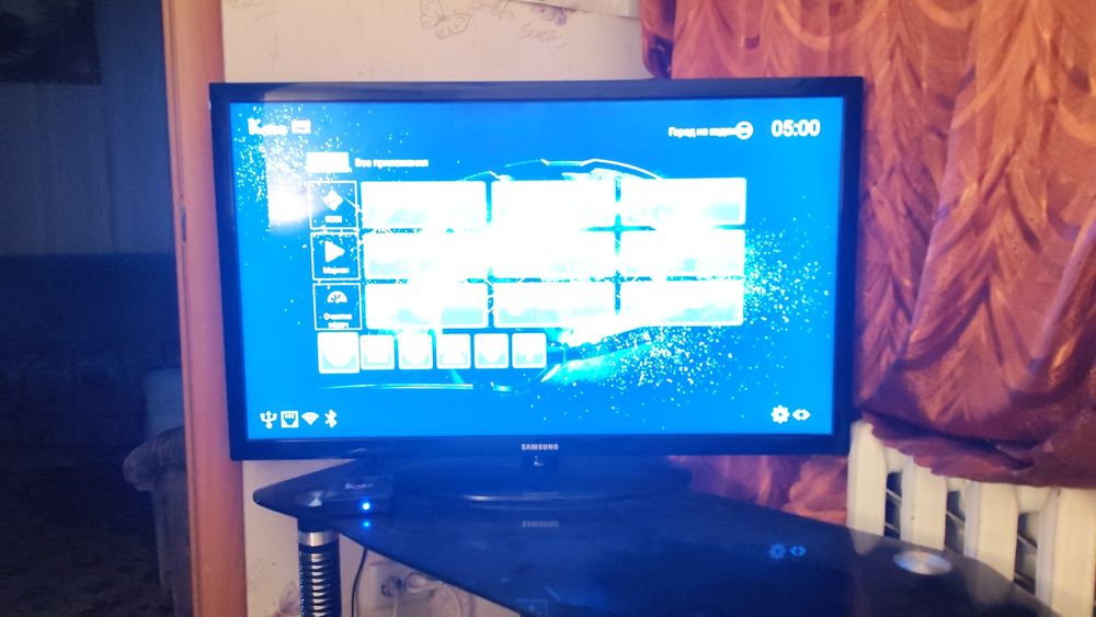 Телевизор самсунг