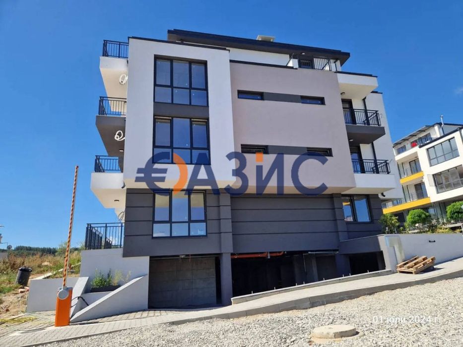 Продава се Едностаен апартамент в Созопол - 49 кв.м за 937 €/кв.м - Снимка #2