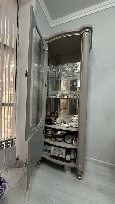 Российский Сервант 125к как новый