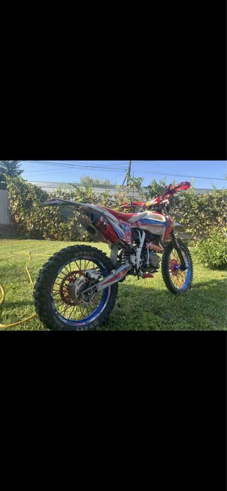 Продам эндуро  матор четырех клапанный .