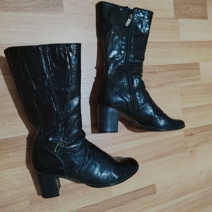 Обувь от 3500тг.Размер35-36