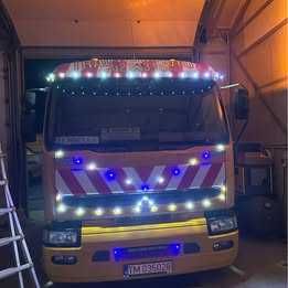 Vand sau Schimb platforma auto RENAULT PREMIUM