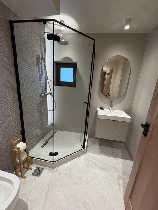 Apartament 3 Camere – Central – Lux – Prima inchiriere