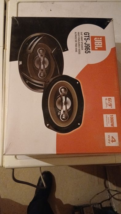 Калонка для автомобиля