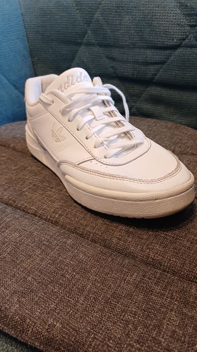 Маратонки Adidas Дамски 39 номер