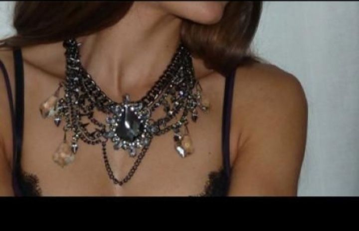 Colier unicat,model realizat la comanda